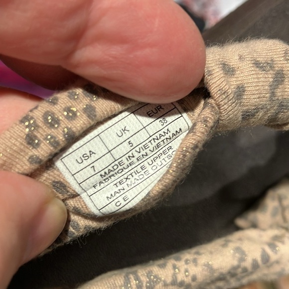 Sanuk sling print sandals tan brown size 7 - Picture 8 of 8